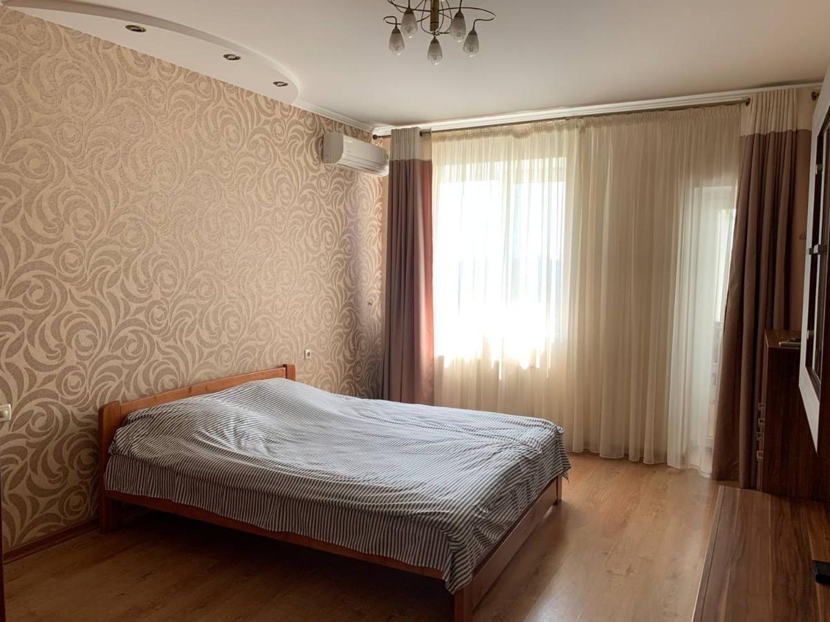 Apartments Staroportofrankovskaya & Pastera Street Odesa Exterior foto